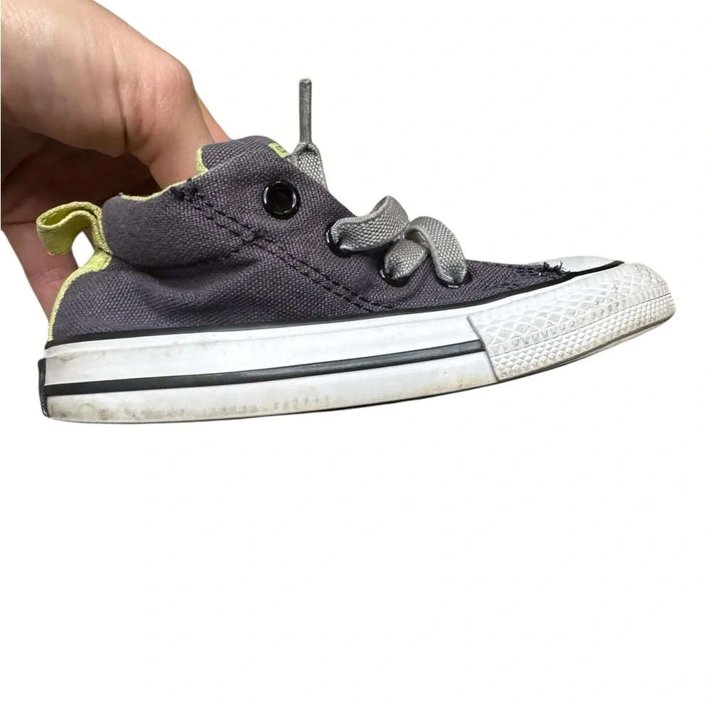 💚 Converse Infant All‎ Star Sneakers 💚 Gray & Neon Green Size 6